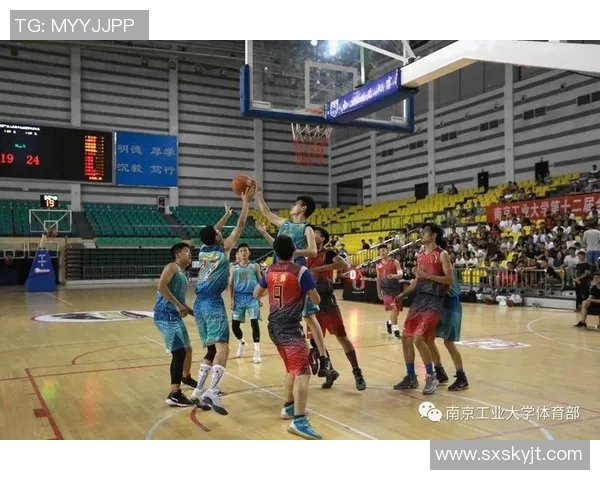 南京篮球队比赛经验分析与提升策略探讨
