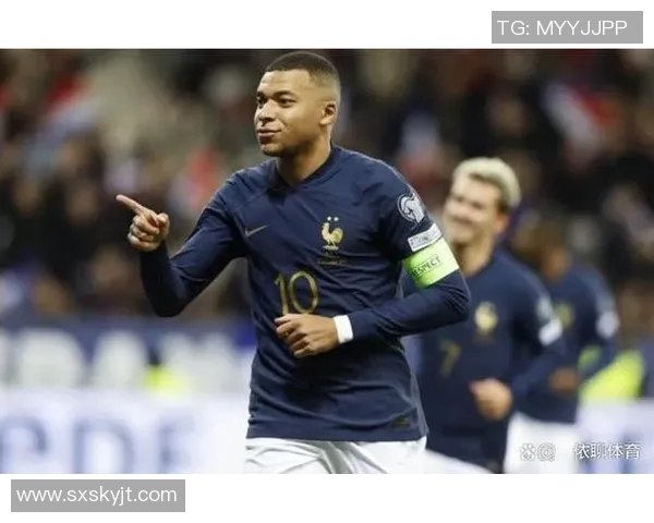 科姓足球明星的辉煌历程与成就解析